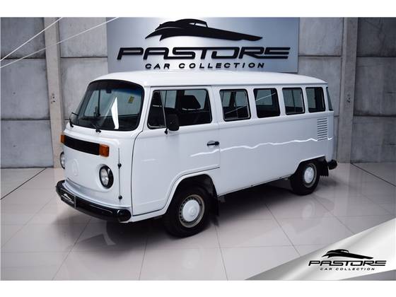 VOLKSWAGEN KOMBI 1.6 STD 8V GASOLINA 3P MANUAL